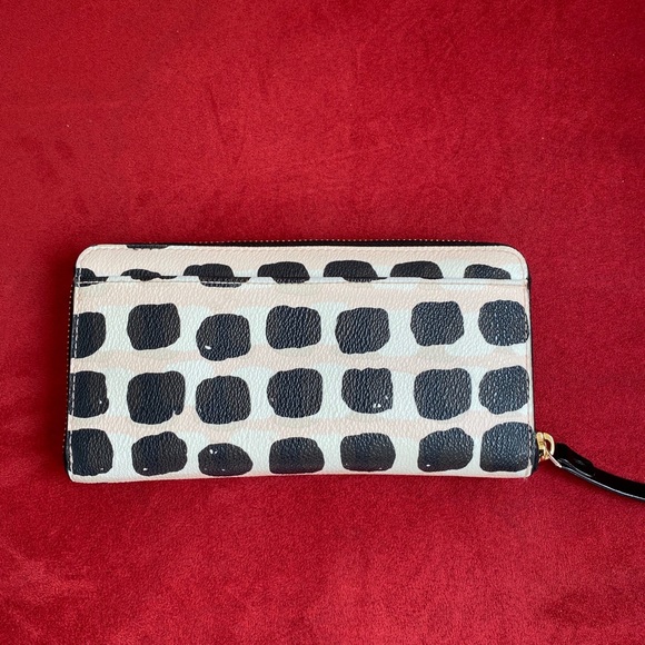 Kate Spade wallet - Picture 2 of 3